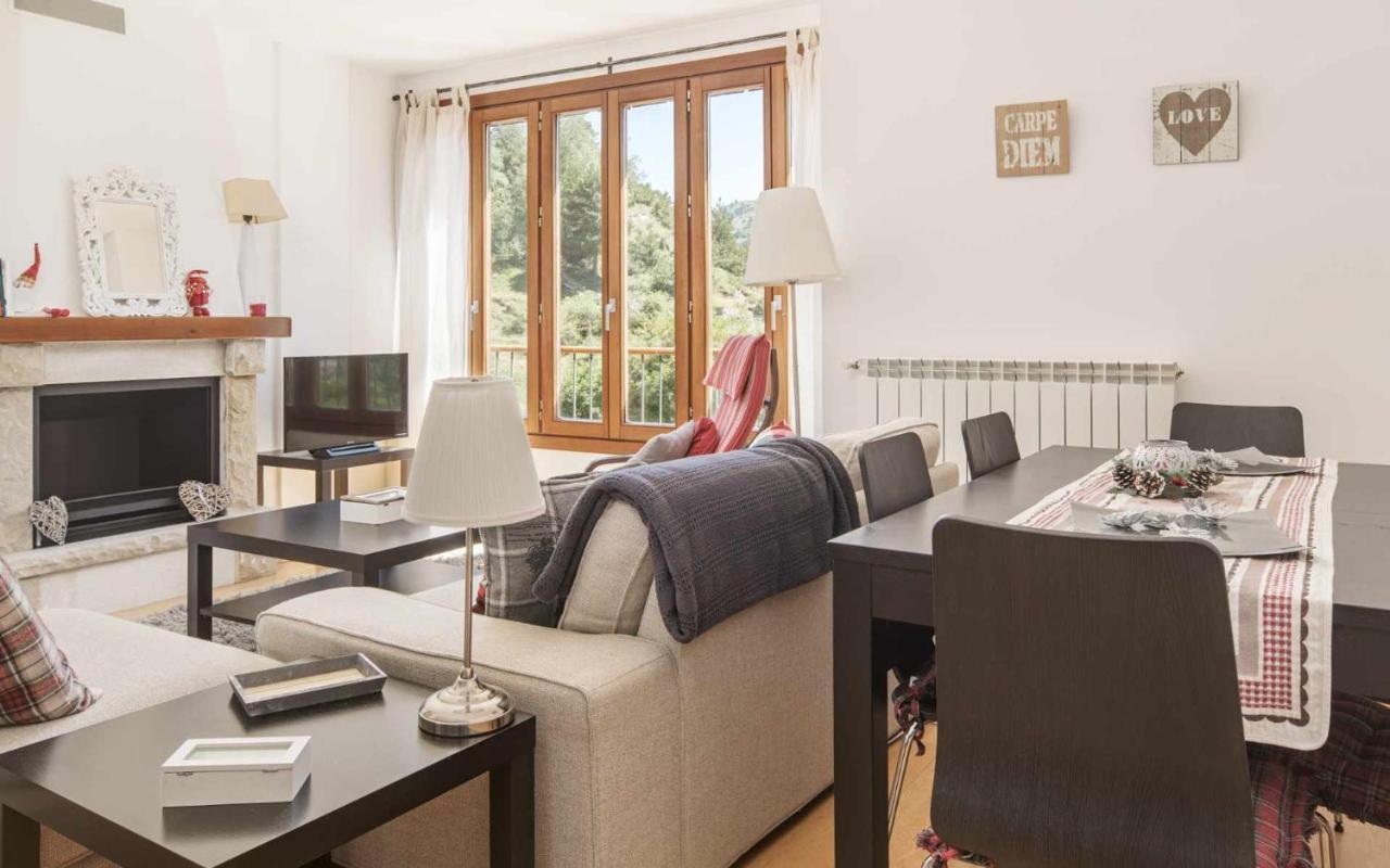 El Balcon Familiar Del Pacino Apartment Sallent De Gallego Bagian luar foto