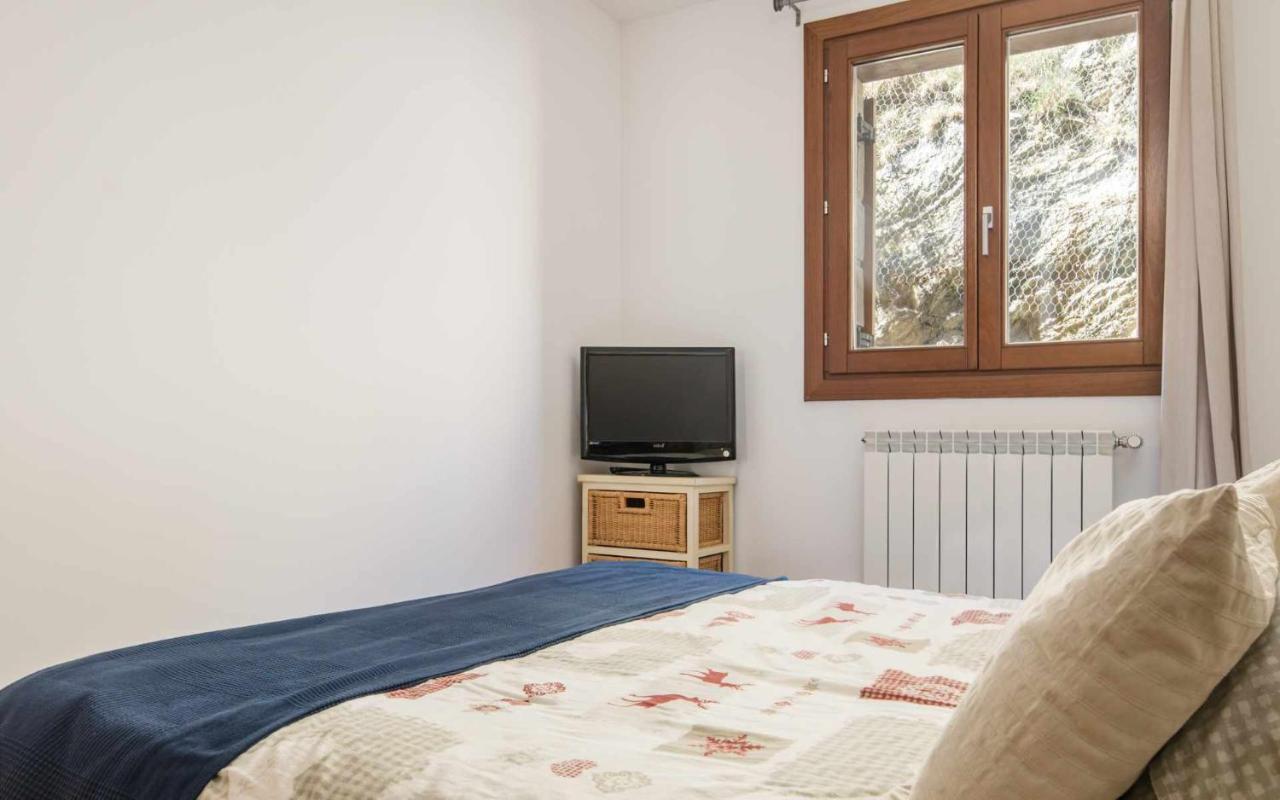 El Balcon Familiar Del Pacino Apartment Sallent De Gallego Bagian luar foto