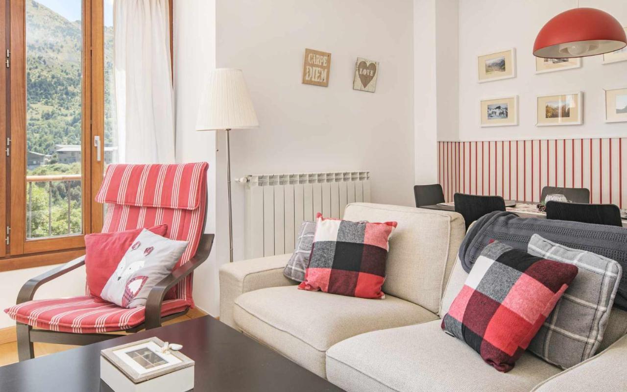 El Balcon Familiar Del Pacino Apartment Sallent De Gallego Bagian luar foto
